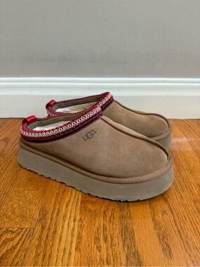 UGG Women's Tazz Slippers
